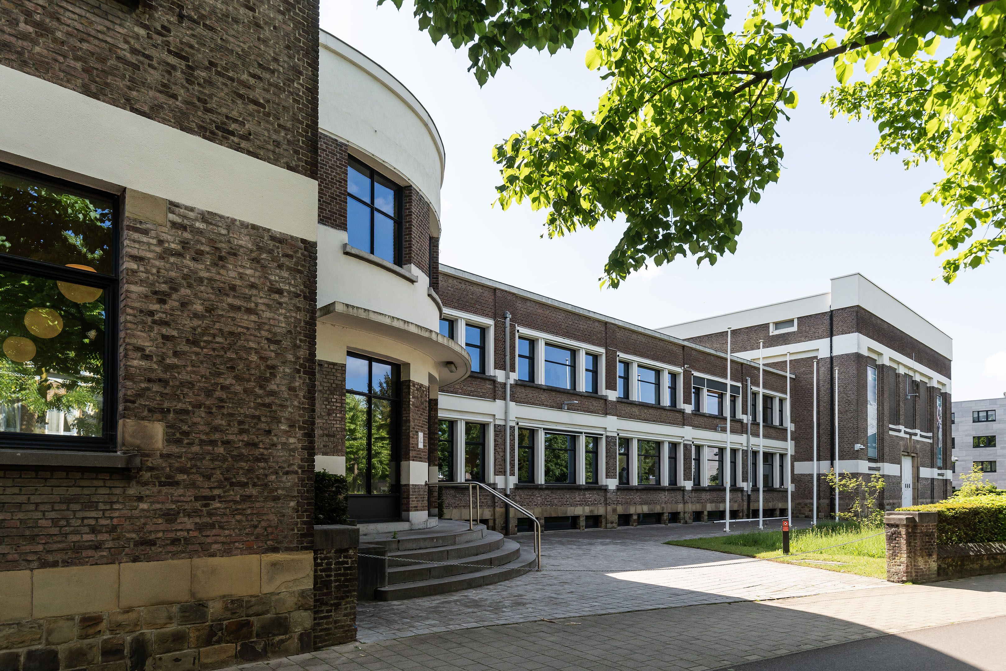 Het gebouw van het Waterbouwkundig Laboratorium.