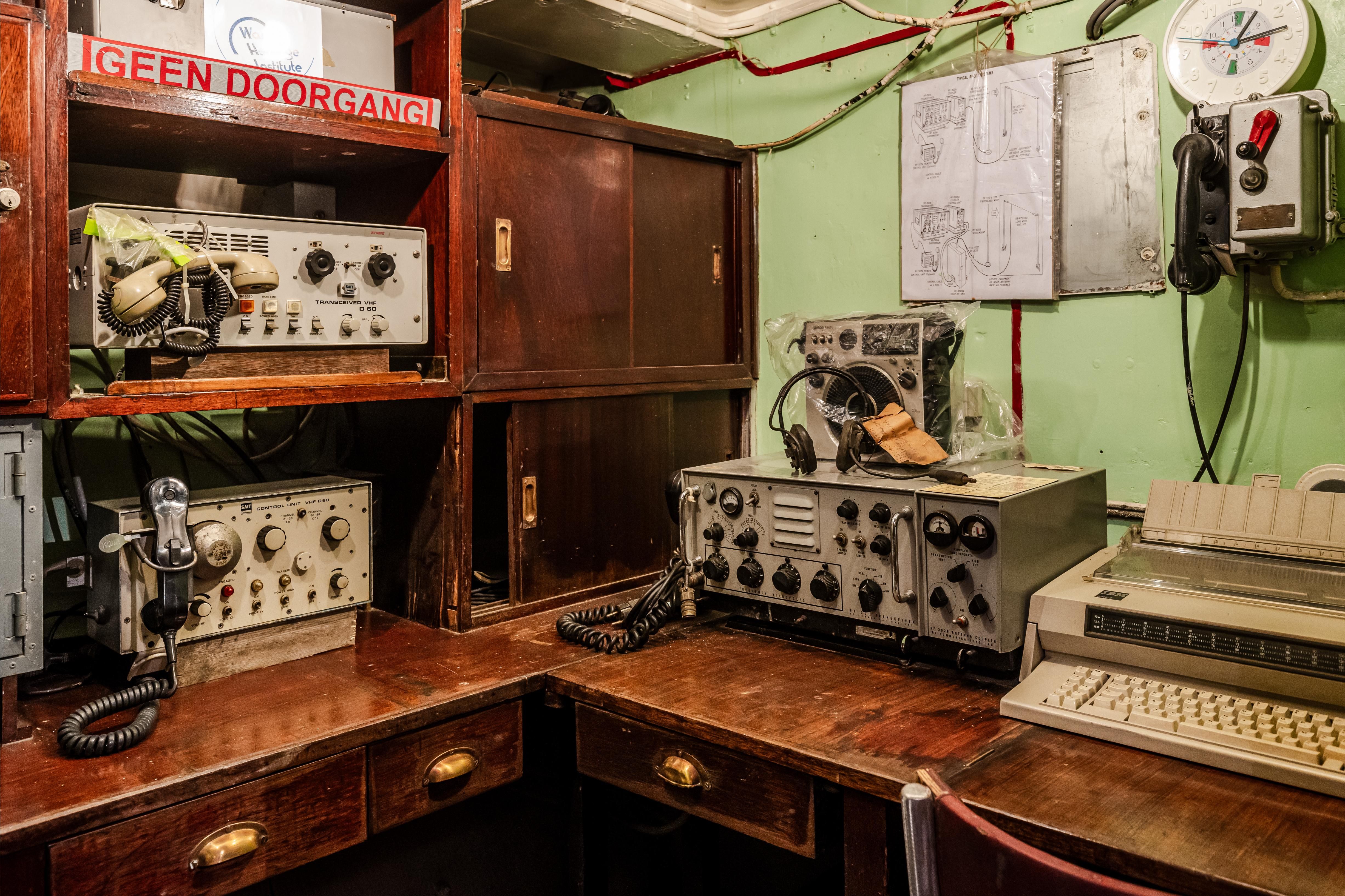 Radiokamer in een schip