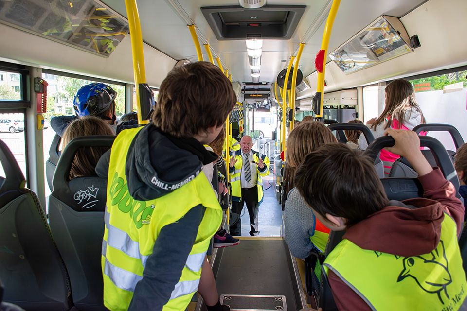 Onderwijs Antwerpen Wijkverantwoordelijke Ekeren actie busevacuatie