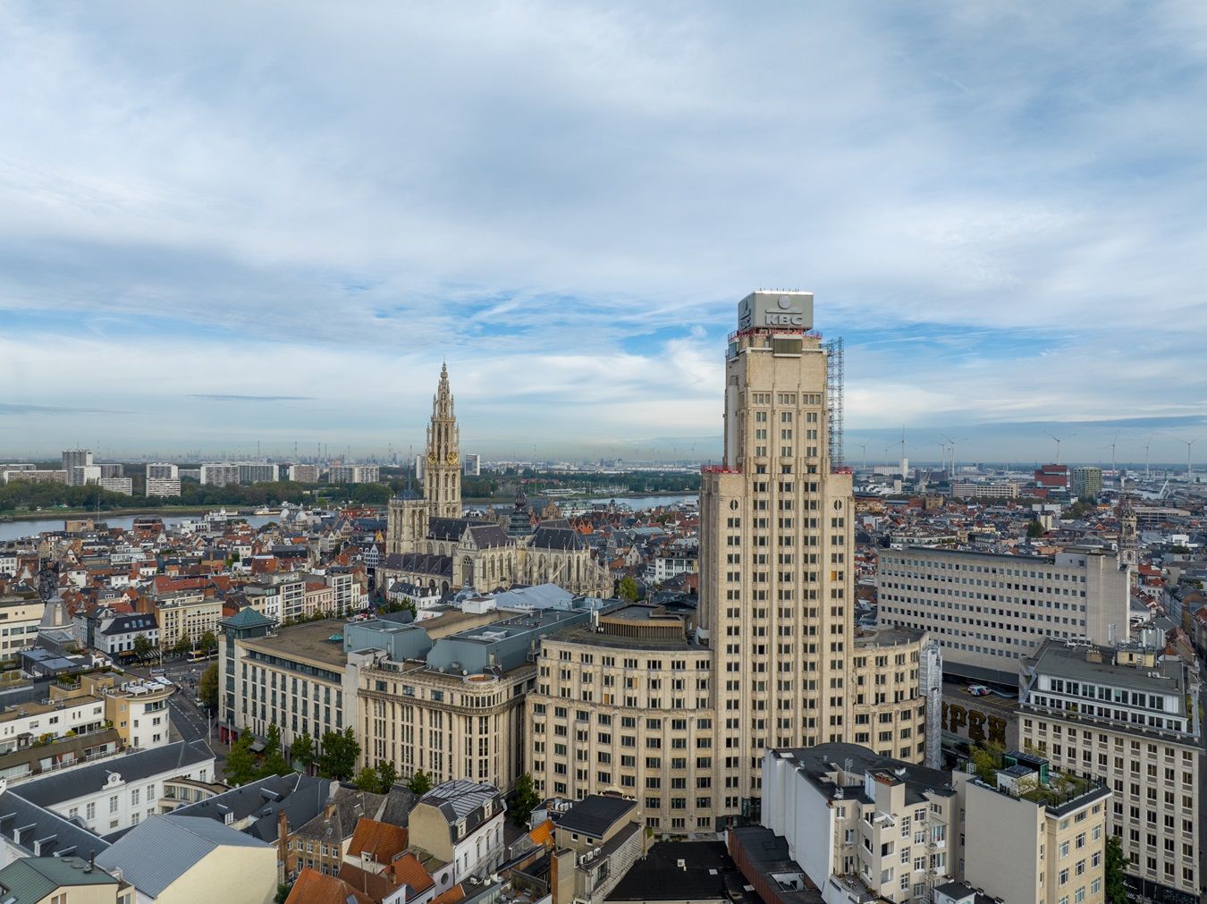De Boerentoren vanuit de lucht